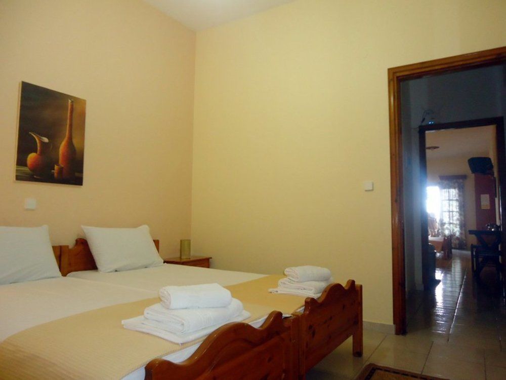 Pansion Katerina Aparthotel Ouranoupoli Buitenkant foto