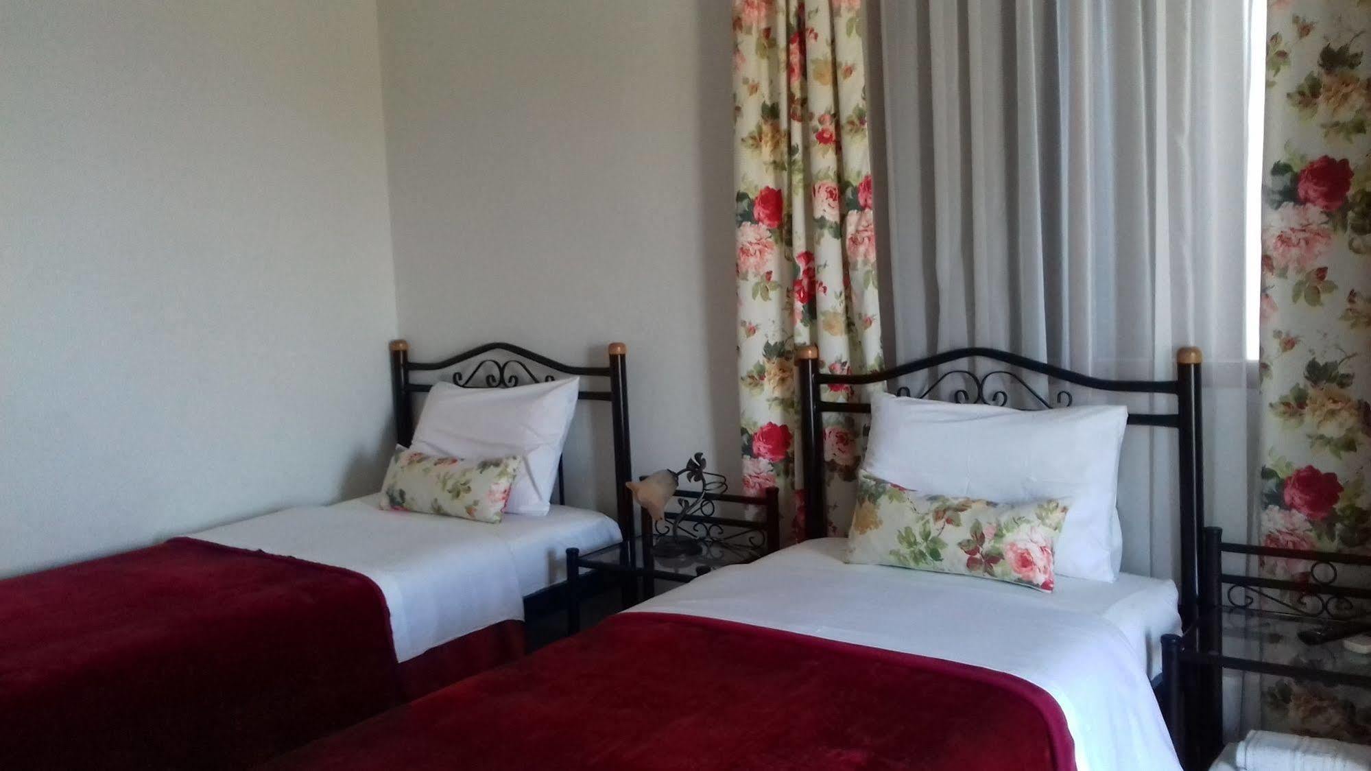 Pansion Katerina Aparthotel Ouranoupoli Buitenkant foto